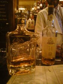 O maravilhoso Blue Label King George que experimentamos no Metropolitan Grill, um dos melhores restaurantes de Seattle e de todos os Estados Unidos